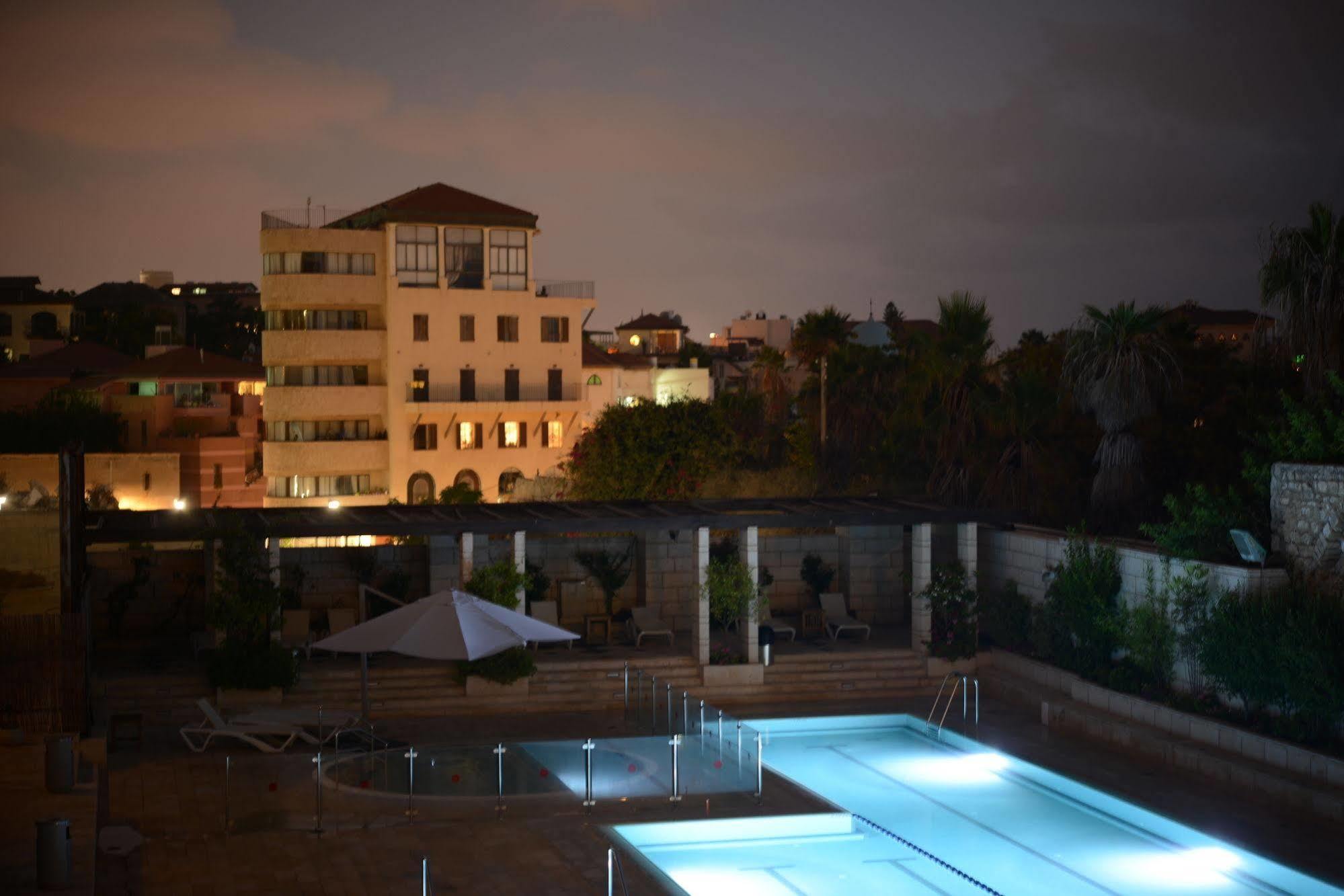 Andromeda Hill Apartments And Spa Tel Aviv Bagian luar foto
