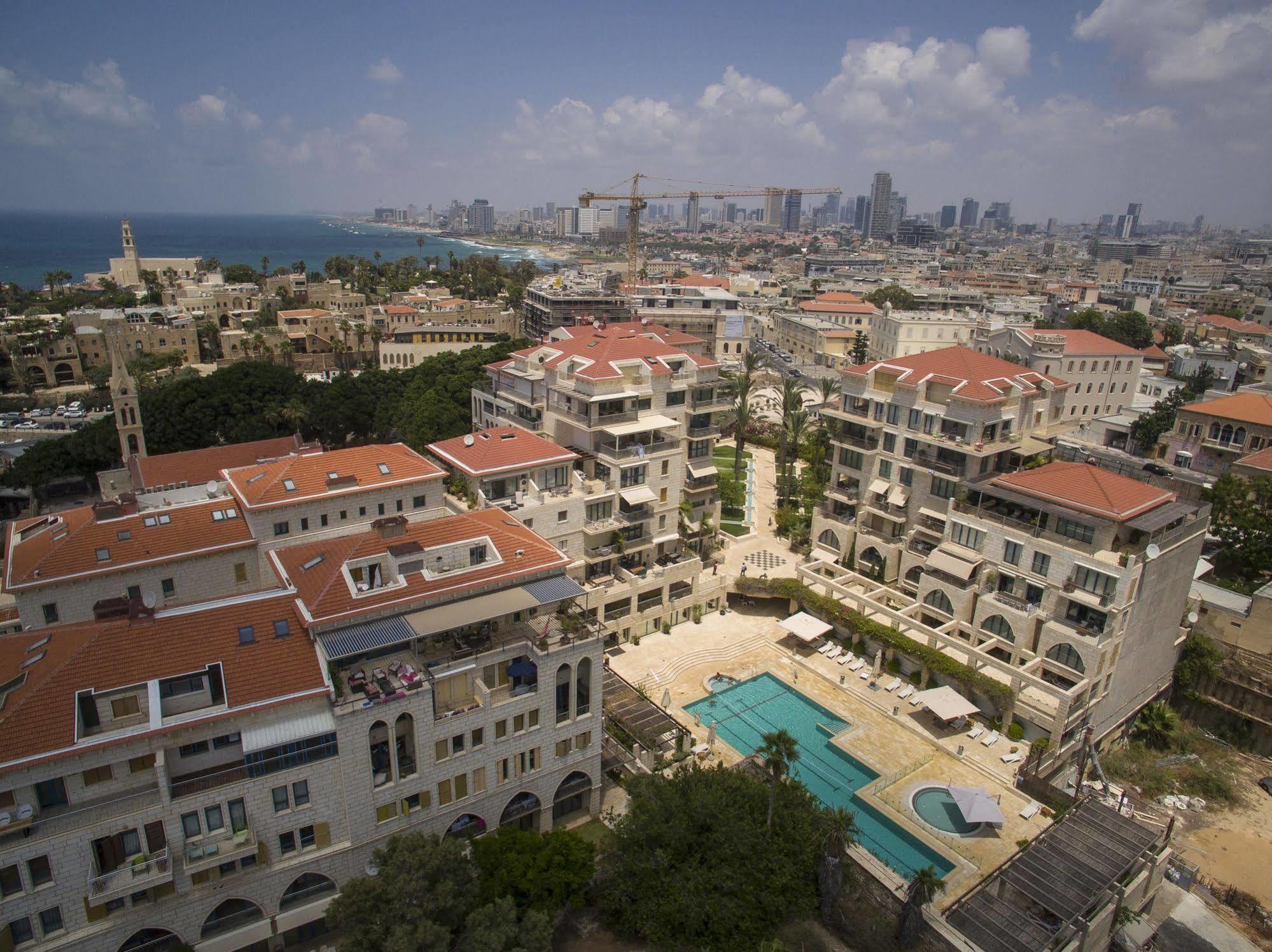 Andromeda Hill Apartments And Spa Tel Aviv Bagian luar foto