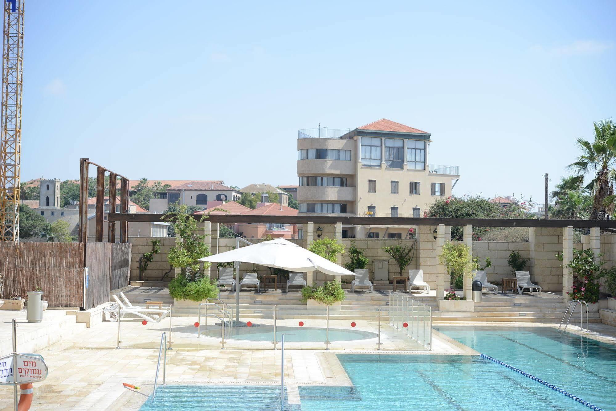 Andromeda Hill Apartments And Spa Tel Aviv Bagian luar foto